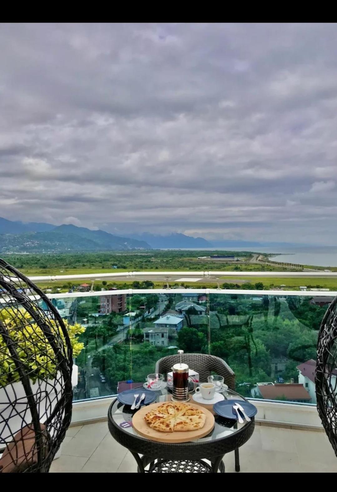 Sunrise Apart-Hotel Batumi Zewnętrze zdjęcie